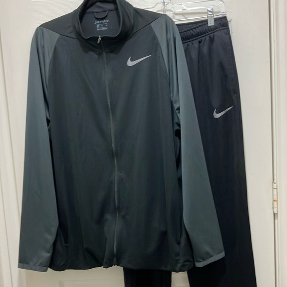 Nike Dri-Fit Track Suit Jacket Joggers Dri Fit Sweatsuit Sweatpants Warmup EUC - Picture 1 of 16